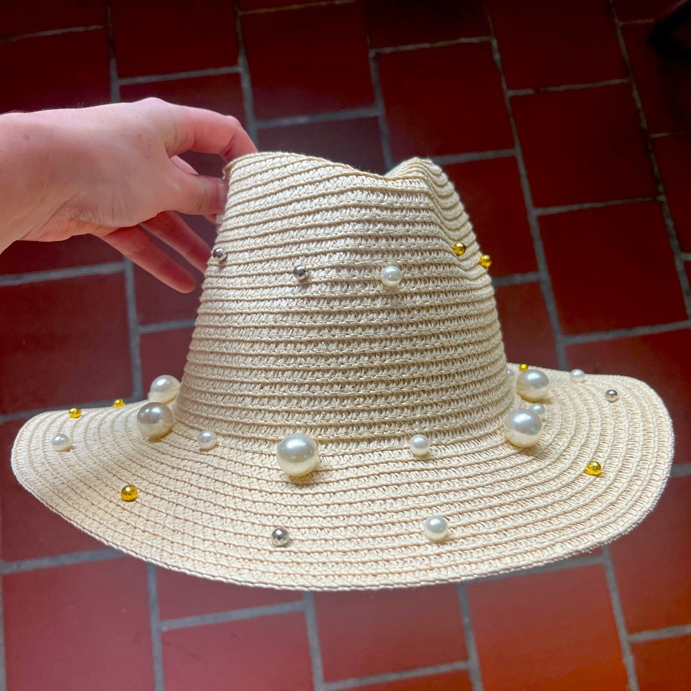 Cream Pearl-Embellished Sun Hat
